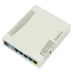 Usmerjevalnik brezžični Mikrotik WiFi4 802.11n N300 300Mbit/s 5xLAN 1x notranja antena (RB951Ui-2HnD)