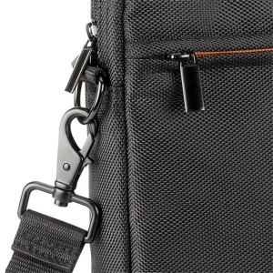 RivaCase črna torba za prenosnik 15.6 8033 black