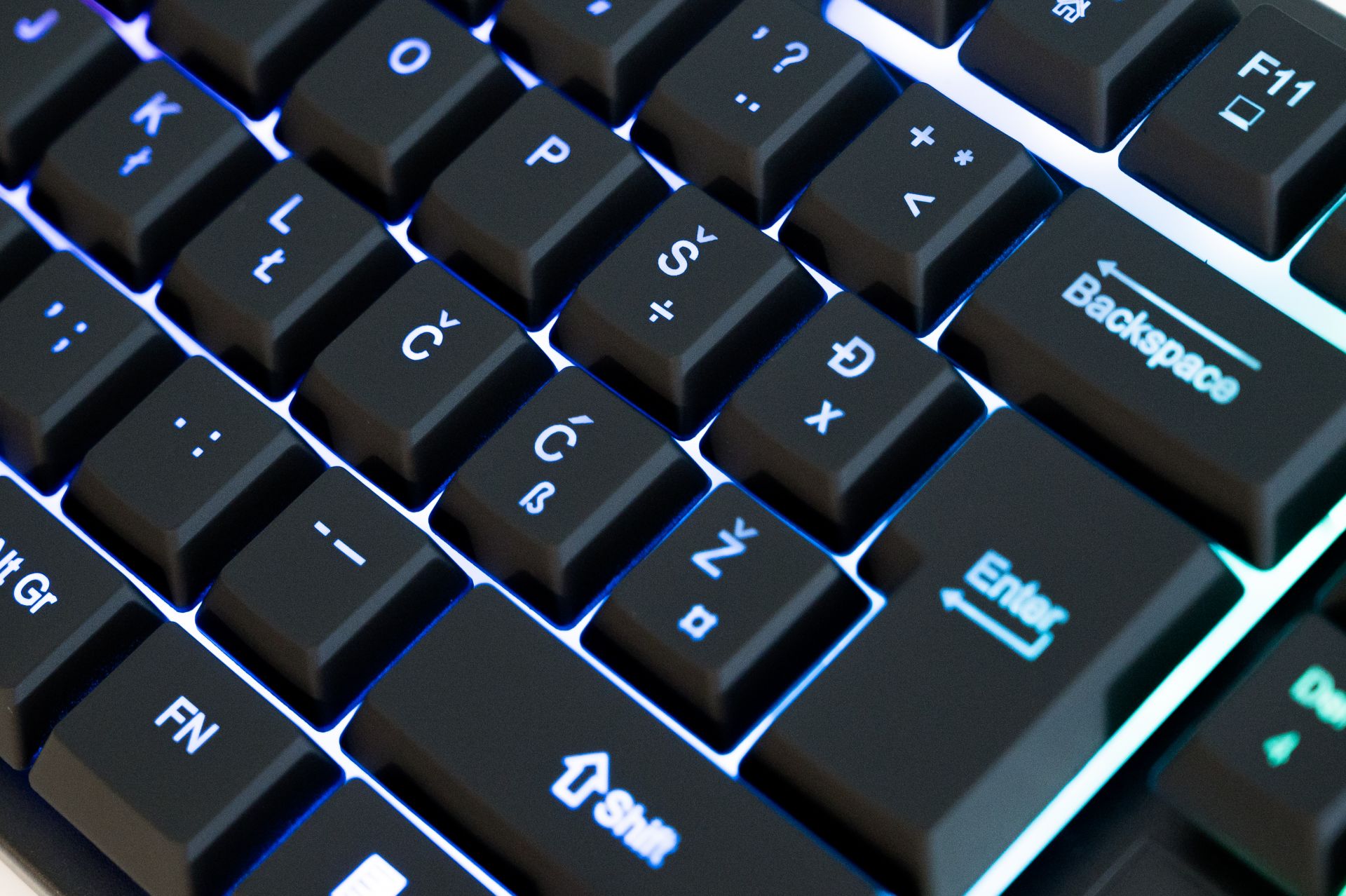 REDRAGON NETHERBANE K521 RGB TIPKOVNICA SLO/CRO - slika 3