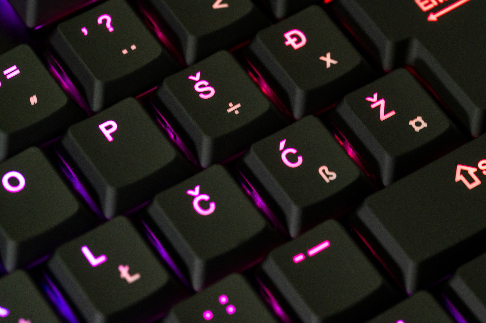 REDRAGON HORUS K619-RGB žična mehanska tipkovnica, rdeča stikala SLO/HR - slika 2