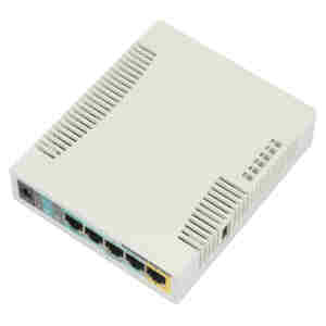 Usmerjevalnik brezžični Mikrotik WiFi4 802.11n N300 300Mbit/s 5xLAN 1x notranja antena (RB951Ui-2HnD)