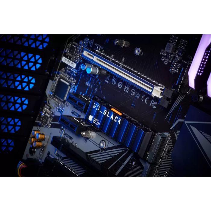 SanDisk 8TB WD Black SN850X M.2 2280 PCI-e 4.0 NVMe 1.4 SSD disk s hladilnikom - slika 3