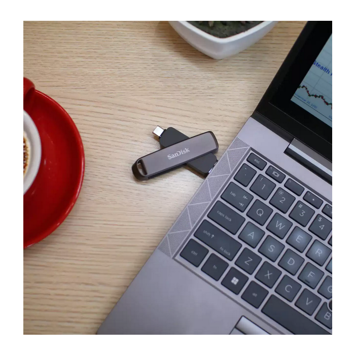 SanDisk 2TB Extreme PRO Dual Drive USB-C/A 3.2 USB ključ - slika 4