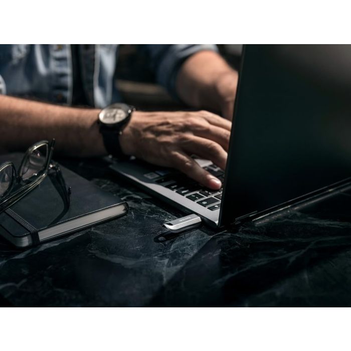 SanDisk 128GB Ultra Luxe USB-C 3.2 USB ključ - slika 5