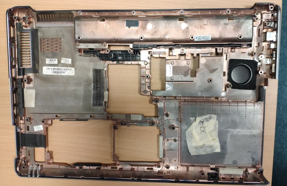 HP Pavilion dv7-3020eb ohišje (spodnji del, zgornji del s touchpadom, LCD pokrov komplet) - slika 2