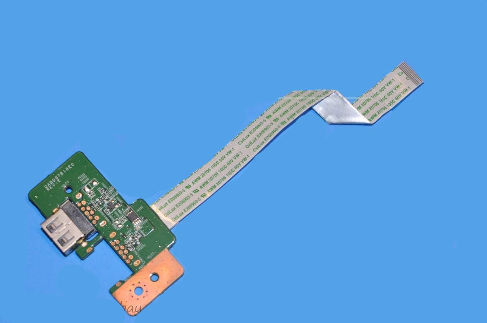 TOSHIBA Satellite L75D-A USB priključna plošča