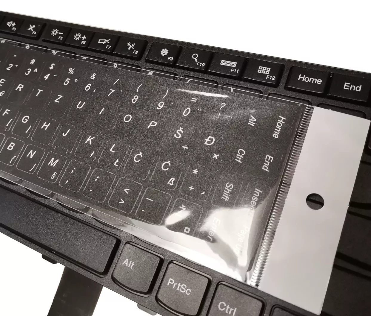 Nalepke za tipkovnico s SLO znaki črna podlaga / bele črke rahlo hrapave - slika 2