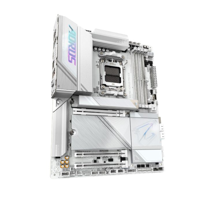 GIGABYTE X870E AORUS PRO ICE, DDR5, SATA3, USB4, DP, 2.5GbE, WiFi 7, AM5 ATX - slika 3