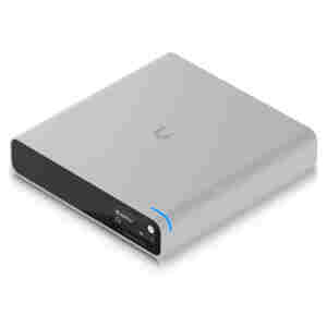 Usmerjevalnik žični Ubiquiti Cloud PoE 1xLAN Snemalnik 1TB SSD (UCK-G2-SSD)